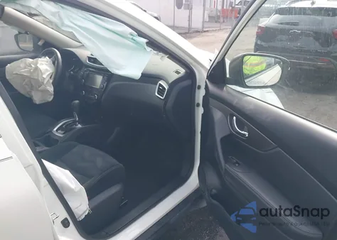 2015 Nissan Rogue Sv z USA, uszkodzony, nr VIN 5N1AT2MT7FC783686